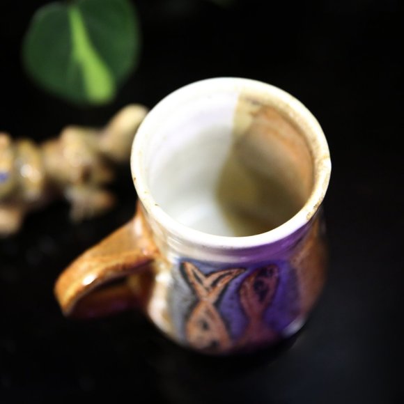 Signed Pottery Pisces Mug - Picture 7 of 14